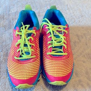 Reebok Size 7.5 Sneakers